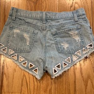 LF shorts